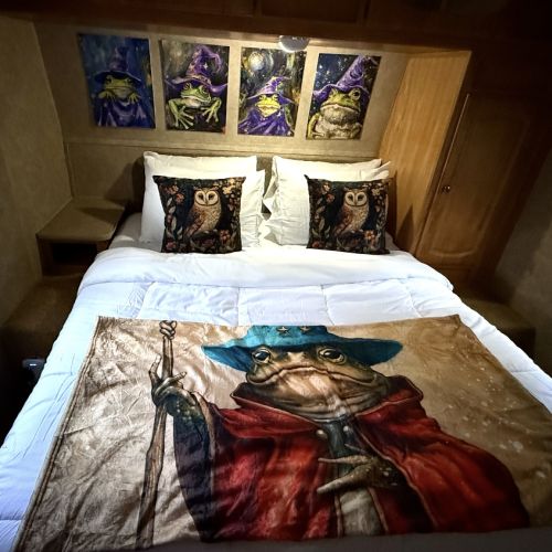 Private Queen Bed Bedroom View 1