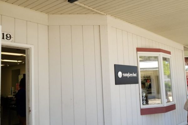 Sunglass Hut