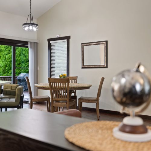 Another dining area view.