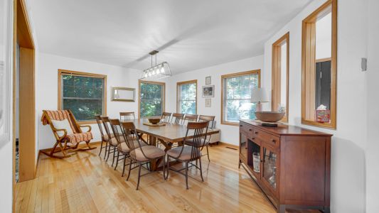 Dining Room that sits 10