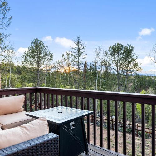 Deck furniture with gas fire pit (open campfires not allowed)