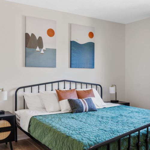 King Bedroom Upper Unit