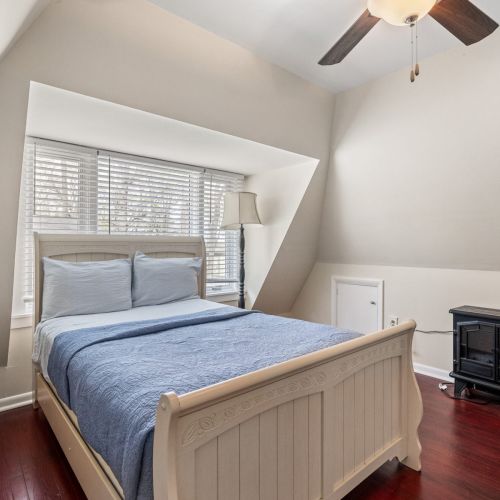 Bedroom 2 Full with Crib and Pack-n-Play  View 1