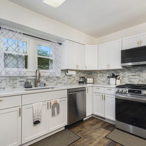 Kitchen with Modern Appliances