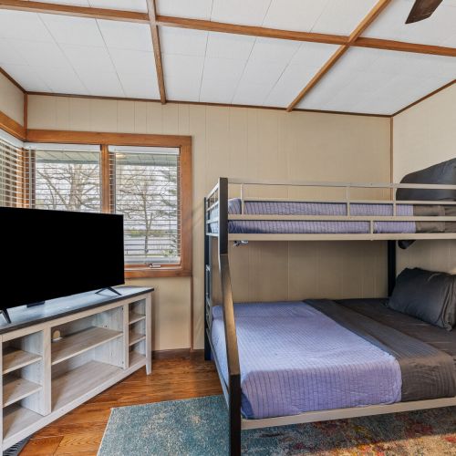 Bedroom 3 with Bunk Beds View 4