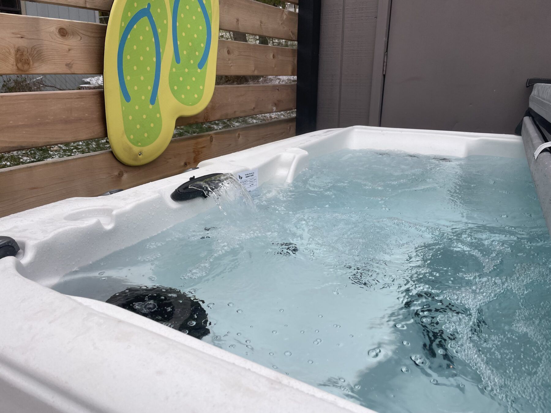 Hot tub for 4-5 people