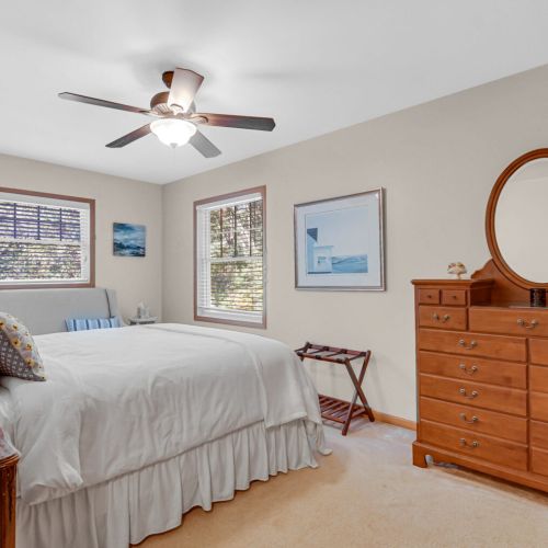 Queen Bedroom with Sitting Area