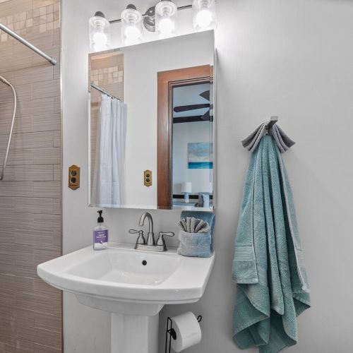 Full bathroom attached to second bedroom