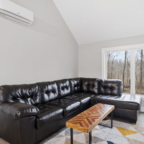 Second Living room / TV Lounge Area for Movie Nights.