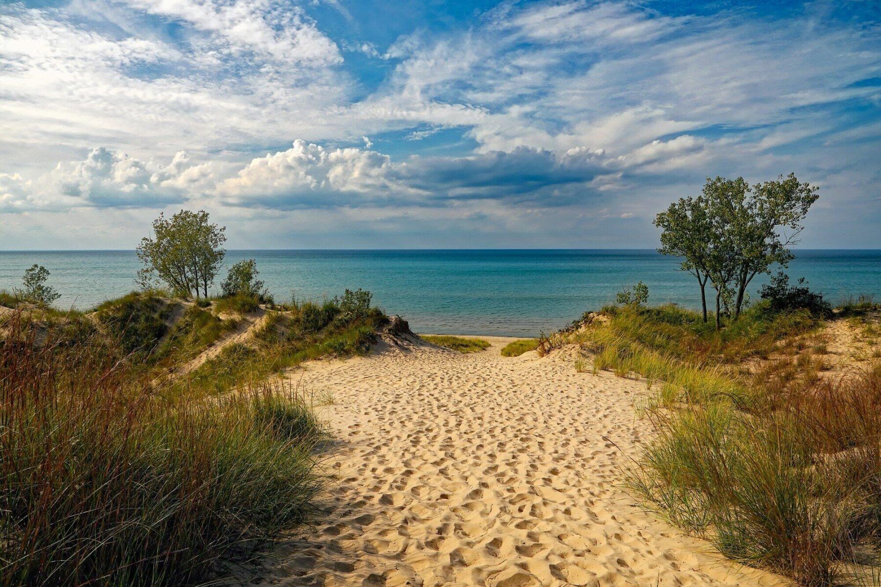 Just minutes from Lake Michigan, the Indiana Dunes National Park, and downtown Michigan City - all only an hour from Chicago!