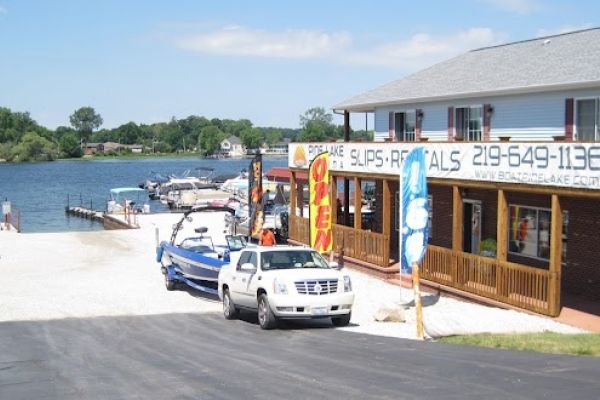 Pine Lake Marina and Boat Rentals