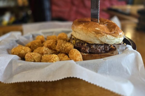 JJ’s Sideout Bar & Grill
