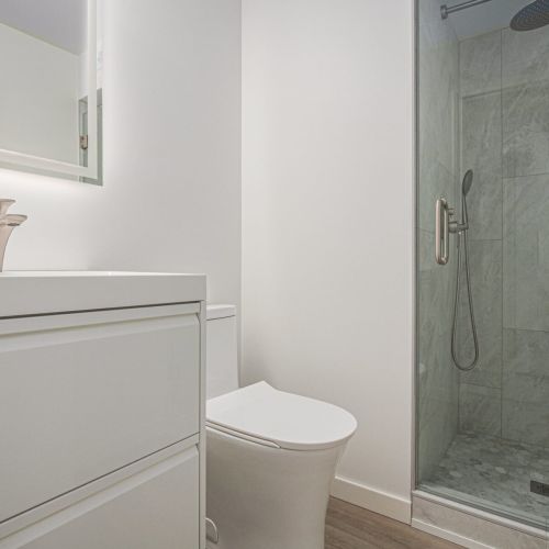 Full bathroom 2 with a step in shower.