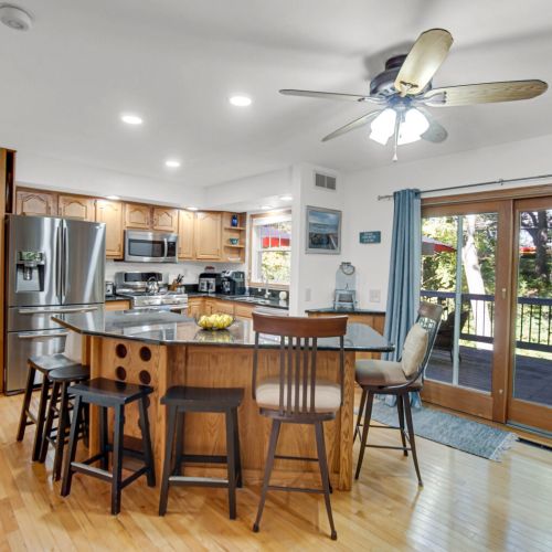 Seating around  Kitchen Island