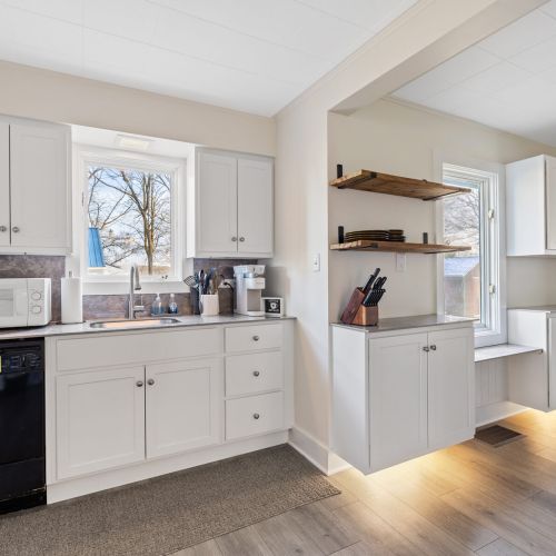 Beautifully remodeled kitchen.