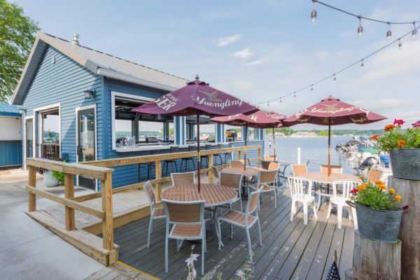 The Boardwalk Beach Bar & Grill
