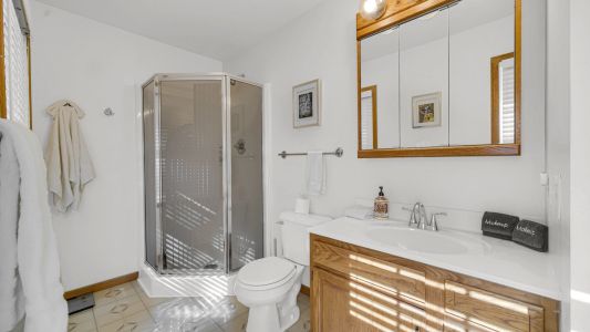 Primary Bedroom En-Suite Bathroom