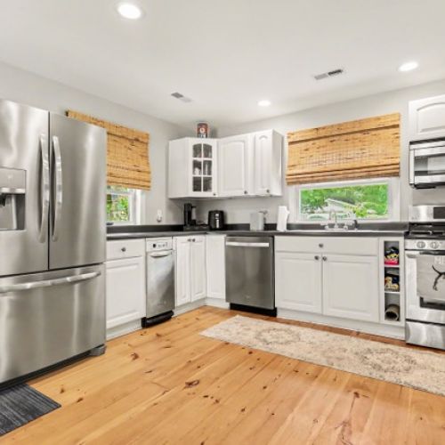 Well-equipped kitchen with modern appliances.