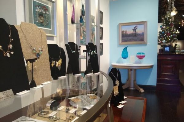 Thaddeus C Gallery